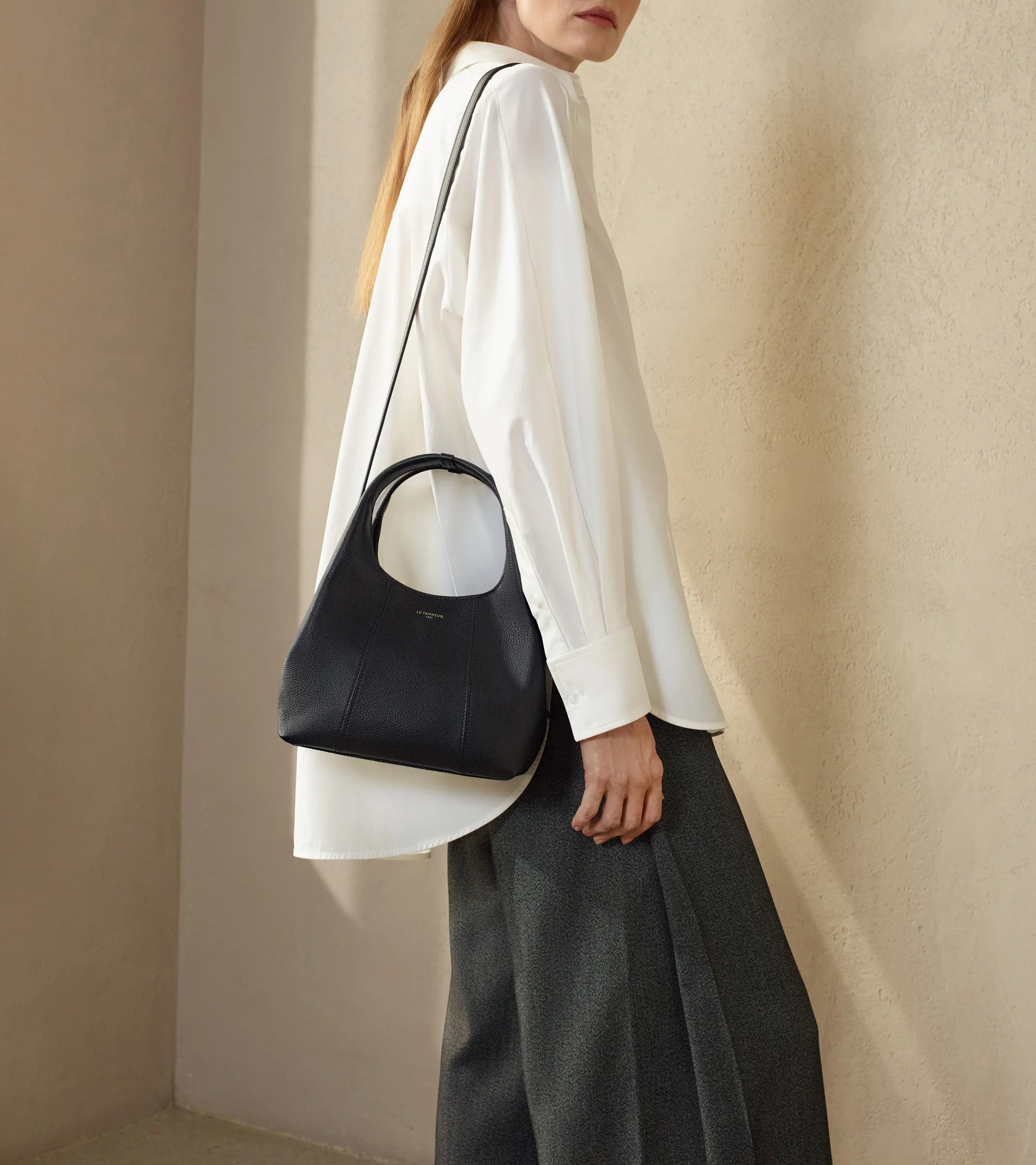 Juliette small handbag in grained leather - Image 5